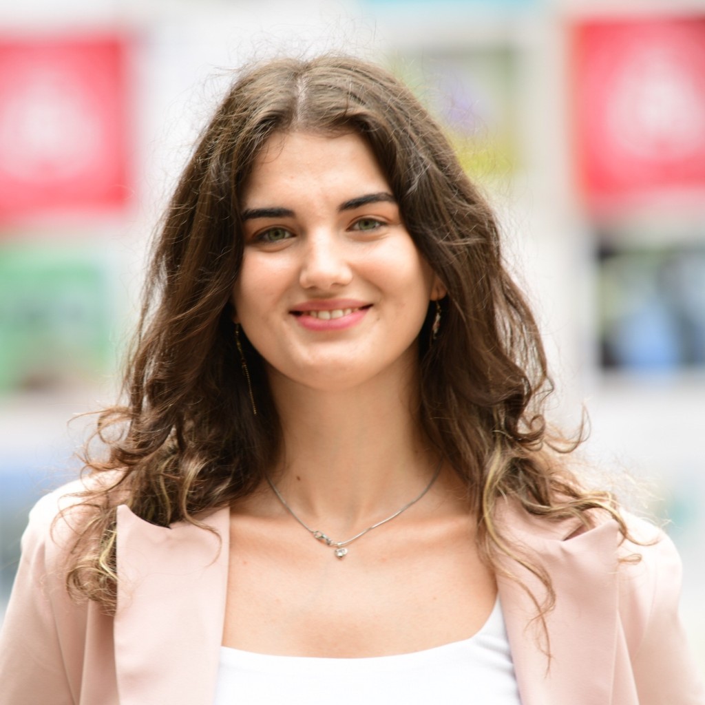 ნინო ფერაძე