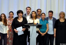 დემოკრატიული ინსტიტუტების განვითარება საქართველოში სამოქალაქო საზოგადოების აქტიური მონაწილეობით
