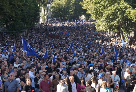 People are mobilized for a rally planned by the Georgian Dream on December 14 amid harassment of public servants